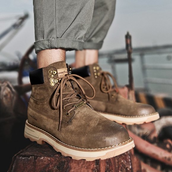 Men's Shoes - Picture 1 of 4